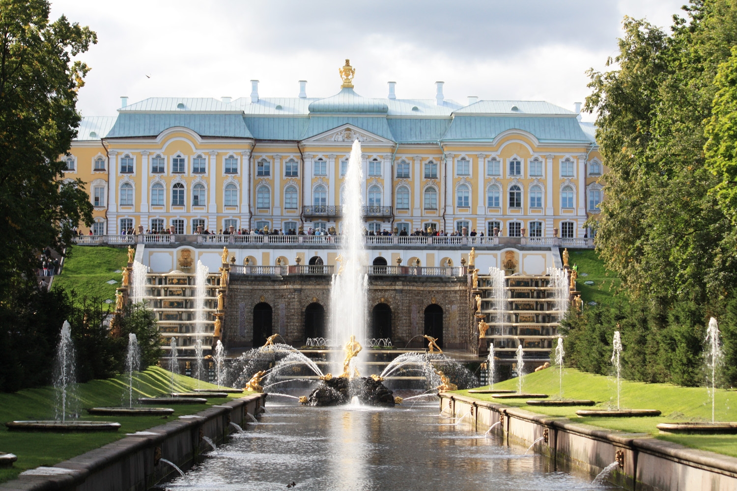 Петергофский дворец в Санкт-Петербурге Растрелли